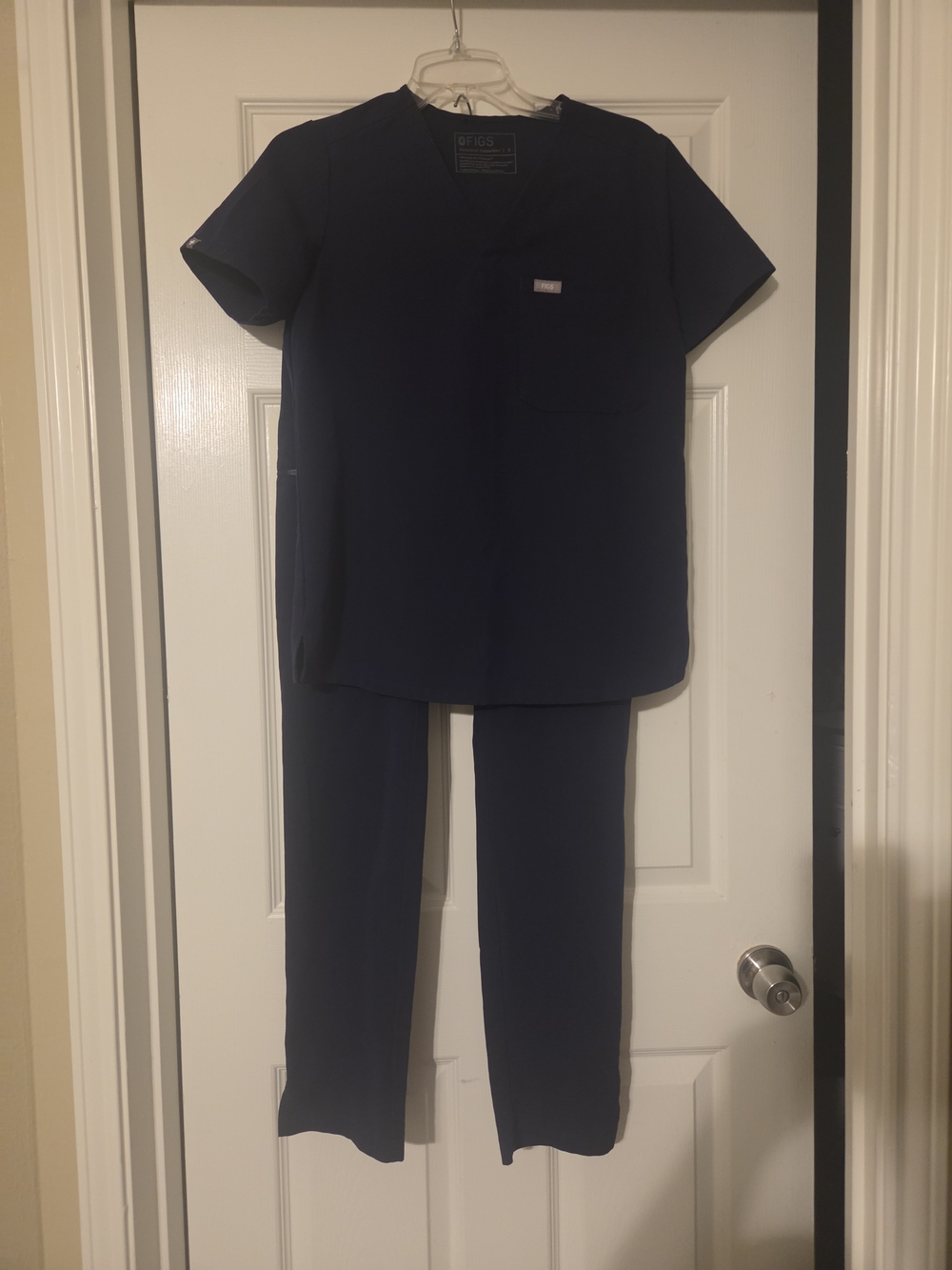 FIGS Technical Collection Label in Navy Size Small With Top And Tall Pants.For